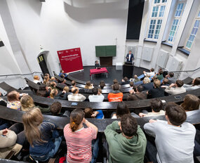 Start Master 09 10 25 1012 MR 9233