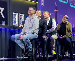 Armin Rott an der Bar der Conference Stage