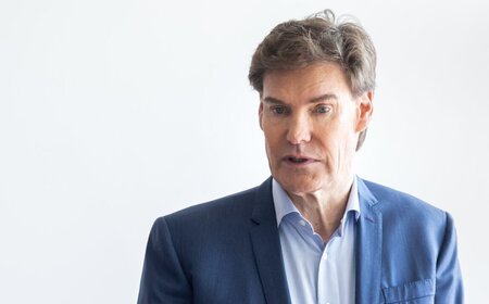 Carsten Maschmeyer zu Besuch an der HMS