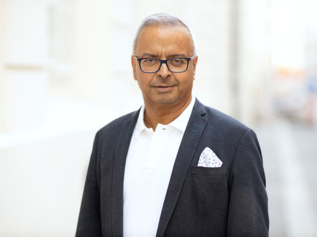 Portraet Prof Kaltenbrunner credit Oe AW