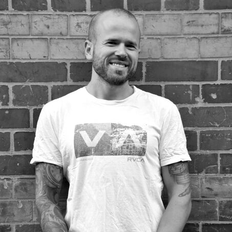 Mark Poehner Neu