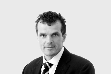 Dr Ralph Oliver Graef