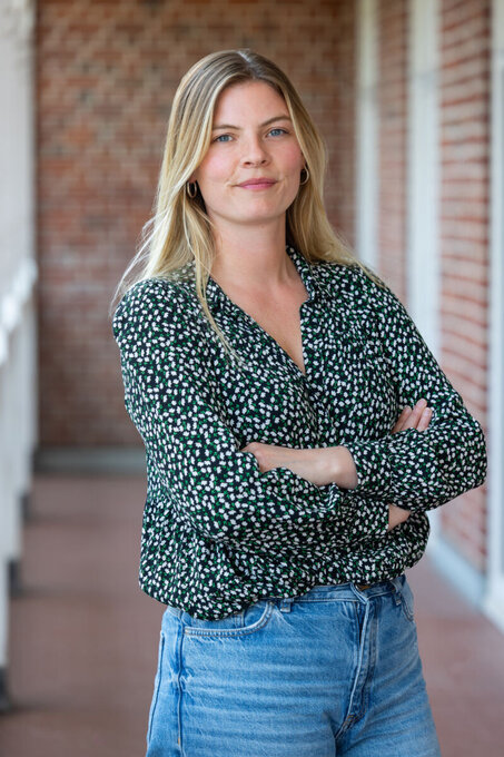 Lucie Hilchenbach Portrait